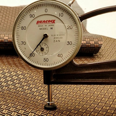 पैकेजिंग बैग नकली चमड़े के प्रोजेक्ट्स पीवीसी बुना हुआ प्राचीन पीतल बुनाई