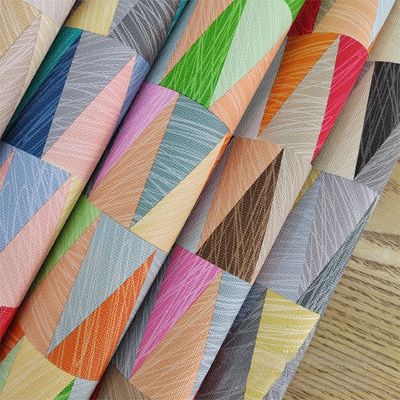 0.8 मिमी रंगीन ज्यामितीय डिजाइन पीवीसी चमड़े के लिए हैंडबैग पैकिंग बॉक्स फोन केस सजावट उपयोग