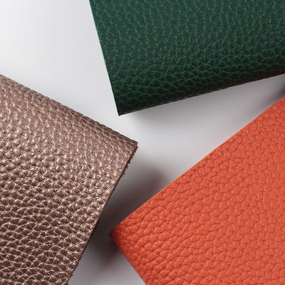 बैग के लिए कस्टम लिची नरम पीवीसी चमड़े की नकल कपास मखमल तल कपड़े