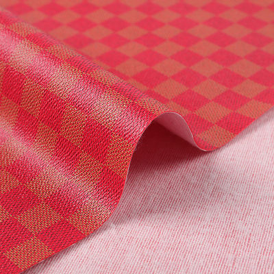 बैग के लिए मुद्रित पीवीसी चमड़ा मिश्रित रंग चेकरबोर्ड नकली चमड़ा कपड़े