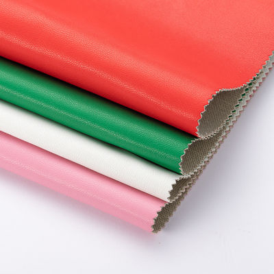 अनुकूलित प्रोटीन वस्त्र पीयू चमड़े धोने योग्य कपड़े 0.7 मिमी मोटाई