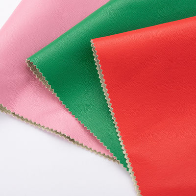 अनुकूलित प्रोटीन वस्त्र पीयू चमड़े धोने योग्य कपड़े 0.7 मिमी मोटाई