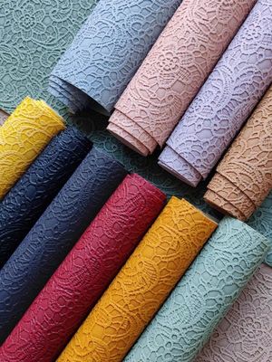 रेट्रो गुलाबी फीता उभरा पीवीसी चमड़ा ब्रश नीचे हैंडबैग के लिए पैकेजिंग बॉक्स सजावटी कपड़े Placemat नकली चमड़ा