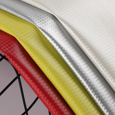 लचीला पीयू कार्बन फाइबर स्ट्रॉ मैट अनाज सिंथेटिक चमड़े के लिए कपड़े बैग ईयरफोन आस्तीन बॉक्स नकली चमड़े के कपड़े