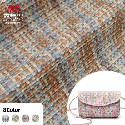 0.8 मिमी मोटाई 137 सेमी चौड़ाई वाली पीवीसी लेदर फ़ॉक्स लेदर फ़ैब्रिक, 5 रंगों में ग्रास मैट प्रिंटिंग के साथ