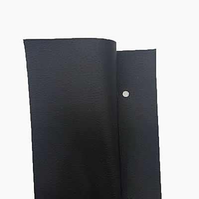 पीवीसी लेदर फॉक्स लेदर फैब्रिक 7 रंगों के साथ स्टॉक में, 50 गज MOQ और 100000 मीटर उत्पादन क्षमता