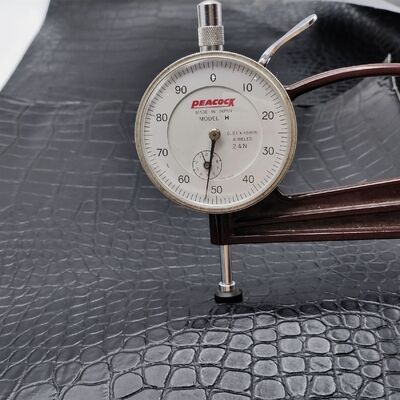 पीवीसी मगरमच्छ अनाज सिंथेटिक लेदर वॉलेट केस जूते नोटबुक लेदर फैब्रिक