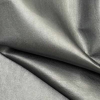 सस्ती कीमत लोचदार पीवीसी भेड़ की खाल नकली चमड़ा पनरोक सिंथेटिक चमड़े के लिए परिधान कपड़े पैंट खिंचाव ब्लैकआउट Wicking