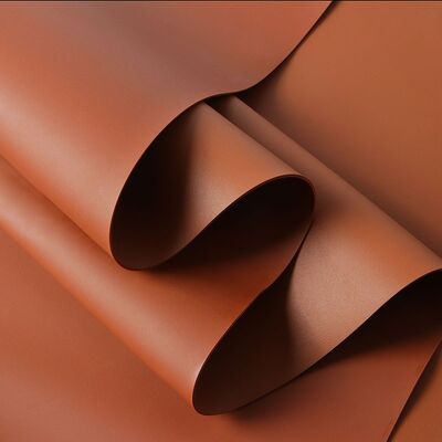 सेमी PU 1.3mm पीसने वाला रेतीला अनाज सिंथेटिक लेदर वॉलेट केस जूते नोटबुक टेबल मैट लेदर फैब्रिक