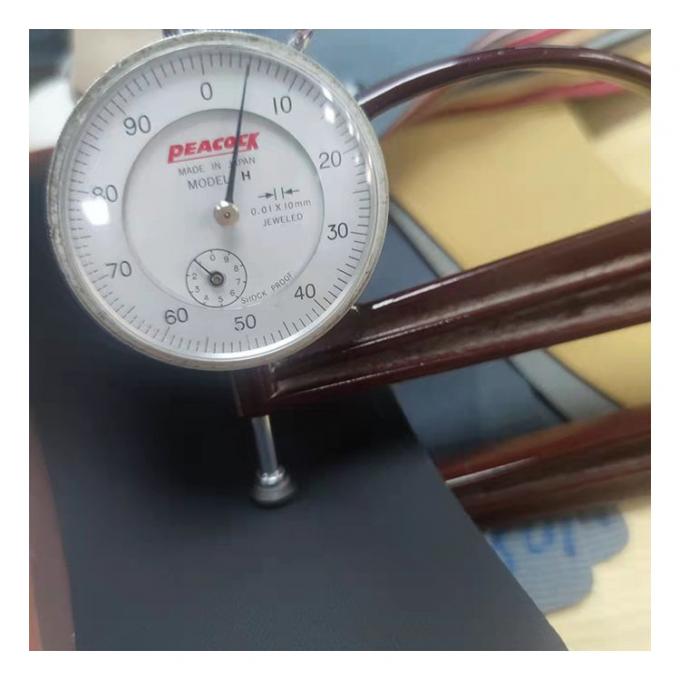 1.0 मिमी कार सीटों के लिए पीवीसी चमड़े के कपड़े जलरोधक घर्षण प्रतिरोधी 12