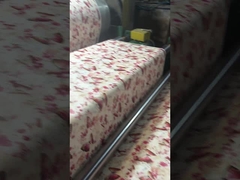 मुद्रित रंगीन तितली फूलों के साथ प्यार में पीवीसी पीयू सिंथेटिक नकली चमड़े की सामग्री